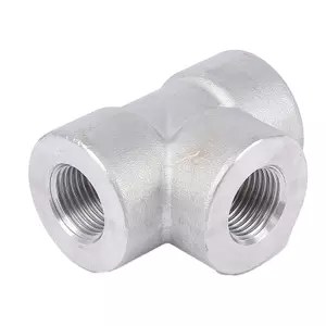 Sınıf 3000 6000 D&ouml;vme &Ccedil;elik Tee A105 F304 F316 Yangından Korunma ve End&uuml;striyel Borular i&ccedil;in Dişli Soket Kaynaklı Y&uuml;ksek Basın&ccedil;lı Boru Bağlantısı